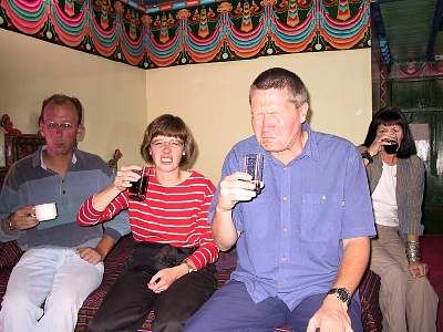 Kairen's_Tibet_146_2001-09-29 16.50.27 IMG_4453G1.JPG